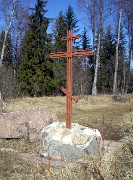 Поклонный крест в парке Рукавишниковых 18.04.2009