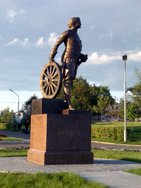 Памятник Петру I в Новгороде 28.07.2009